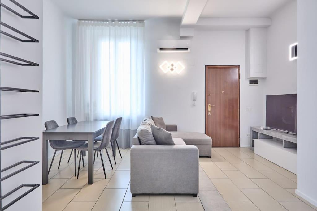 Lenny'S Central Apartment Milano Eksteriør billede